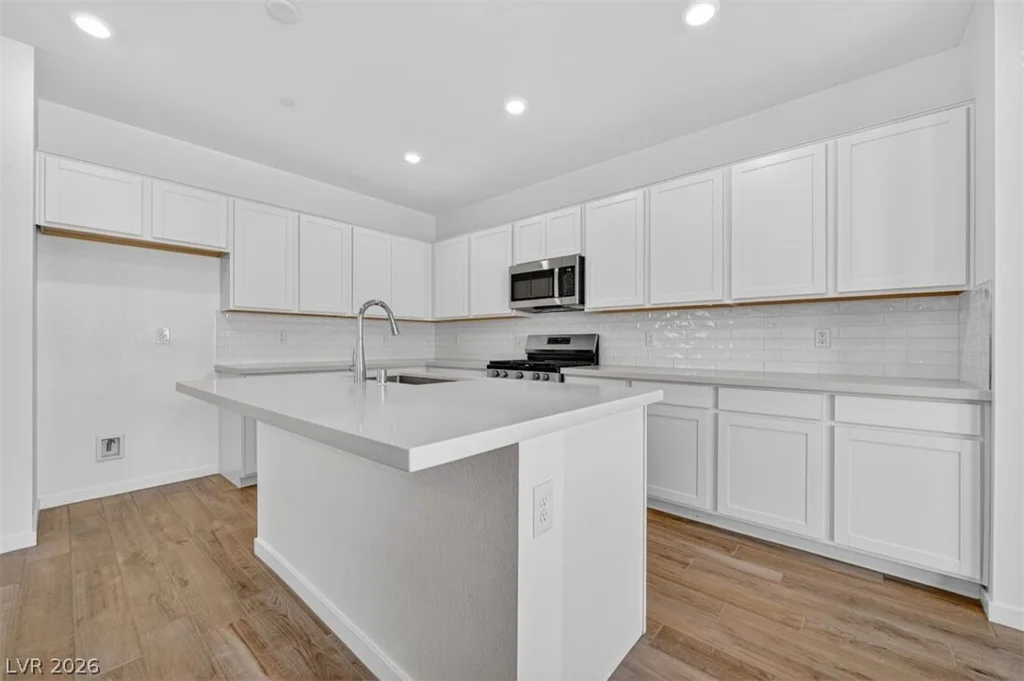 113 Tardando, Henderson, NV 89015
