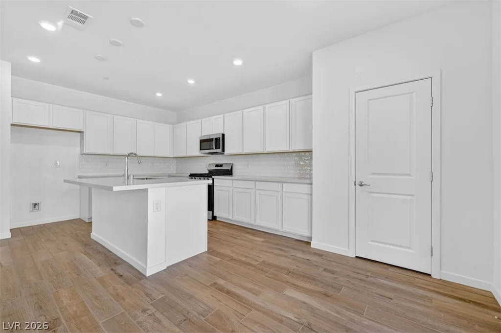 113 Tardando, Henderson, NV 89015