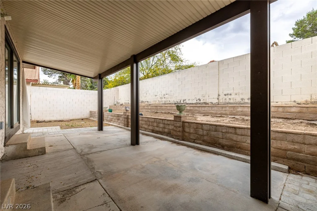 6433 Pearcrest, Las Vegas, NV 89108