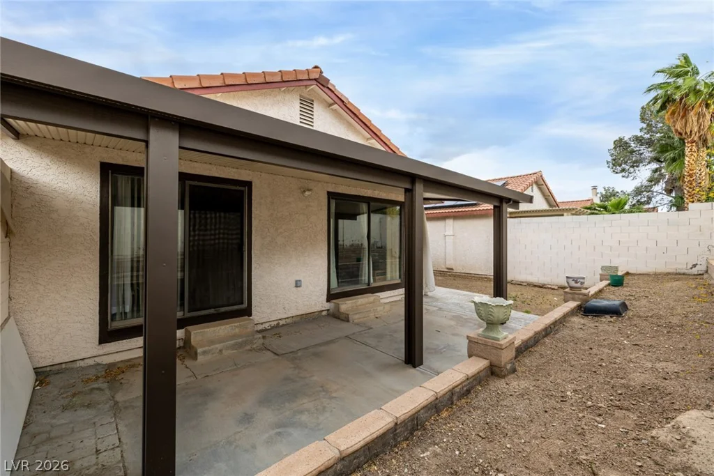 6433 Pearcrest, Las Vegas, NV 89108