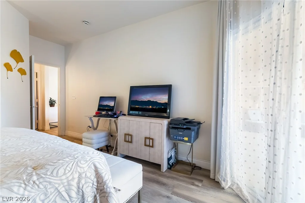 2050 Warm Springs, Henderson, NV 89014