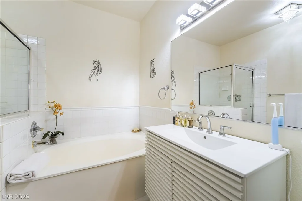 2050 Warm Springs, Henderson, NV 89014