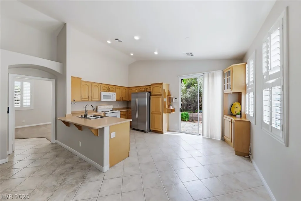 9765 Floweret, Las Vegas, NV 89117