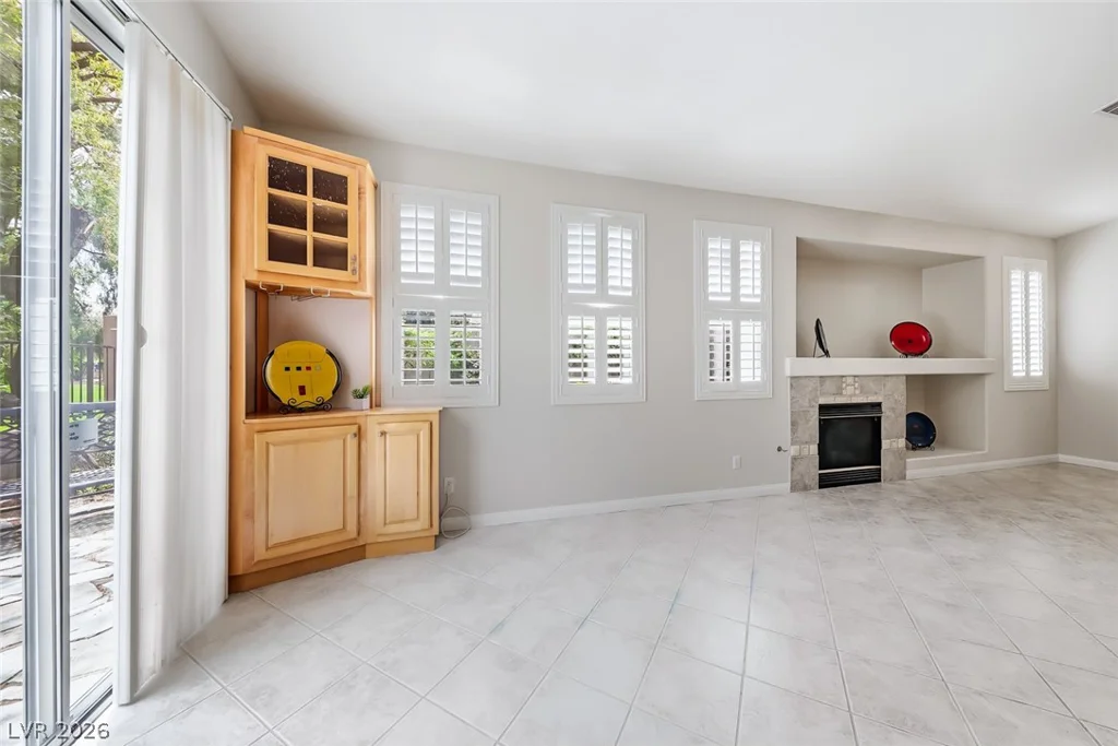 9765 Floweret, Las Vegas, NV 89117
