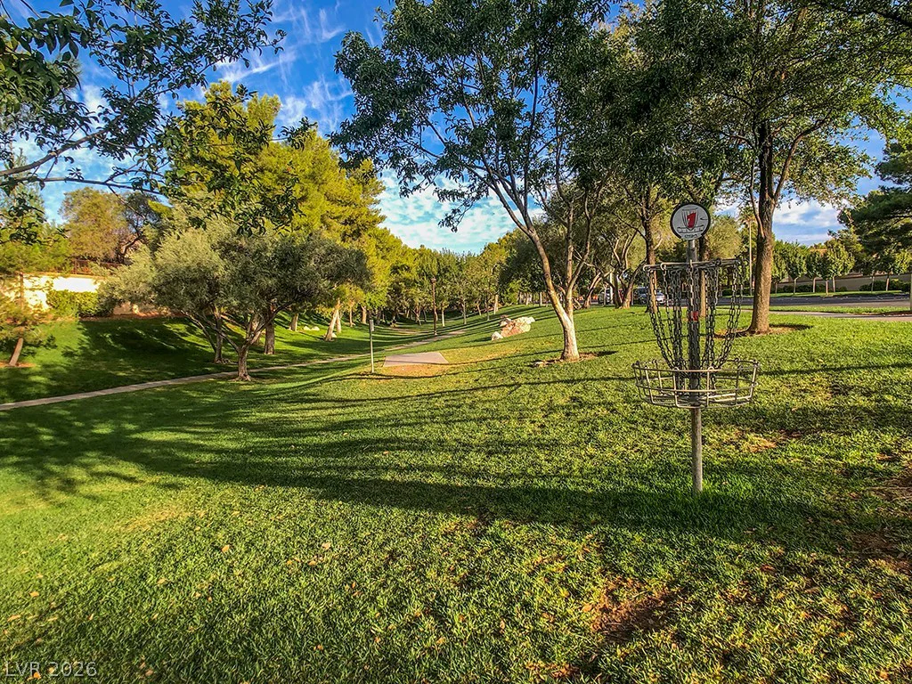 9765 Floweret, Las Vegas, NV 89117