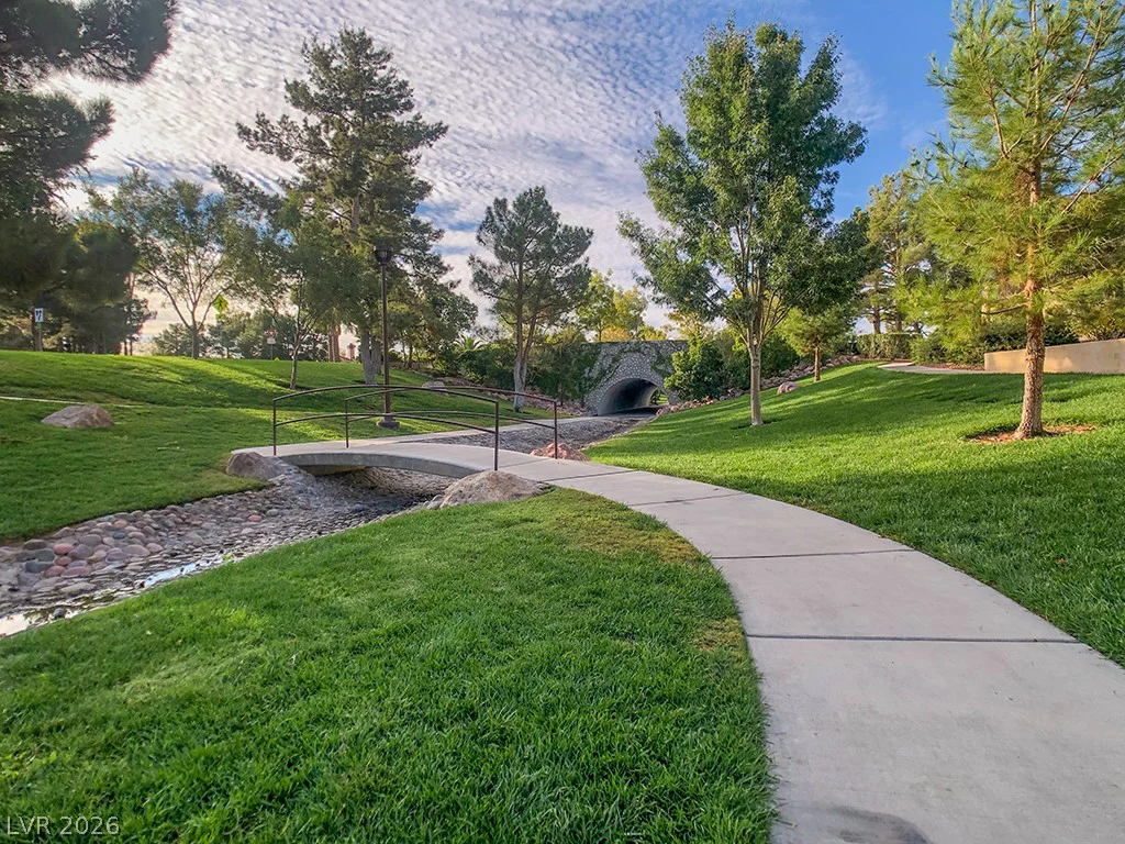 9765 Floweret, Las Vegas, NV 89117