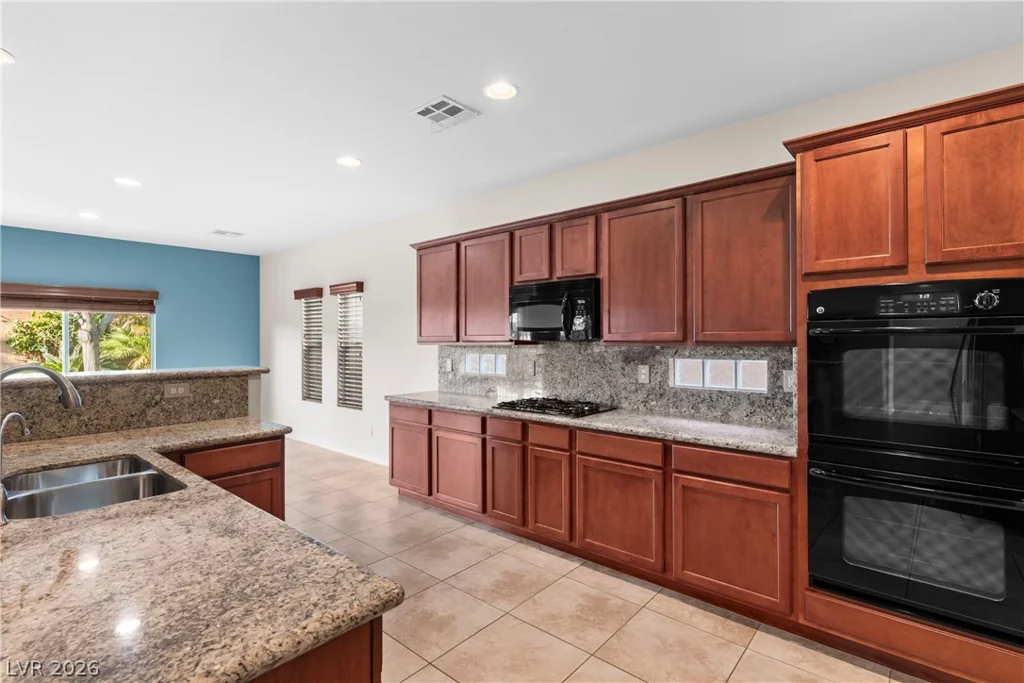 5823 Reeves Springs, Las Vegas, NV 89131