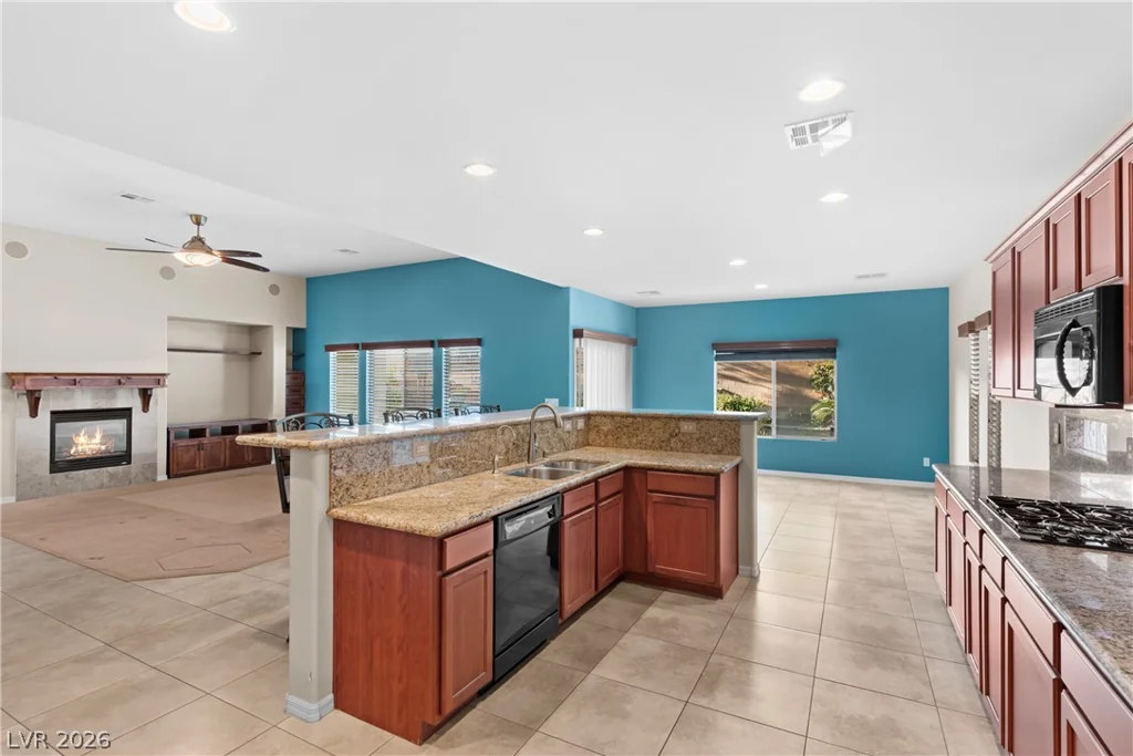 5823 Reeves Springs, Las Vegas, NV 89131
