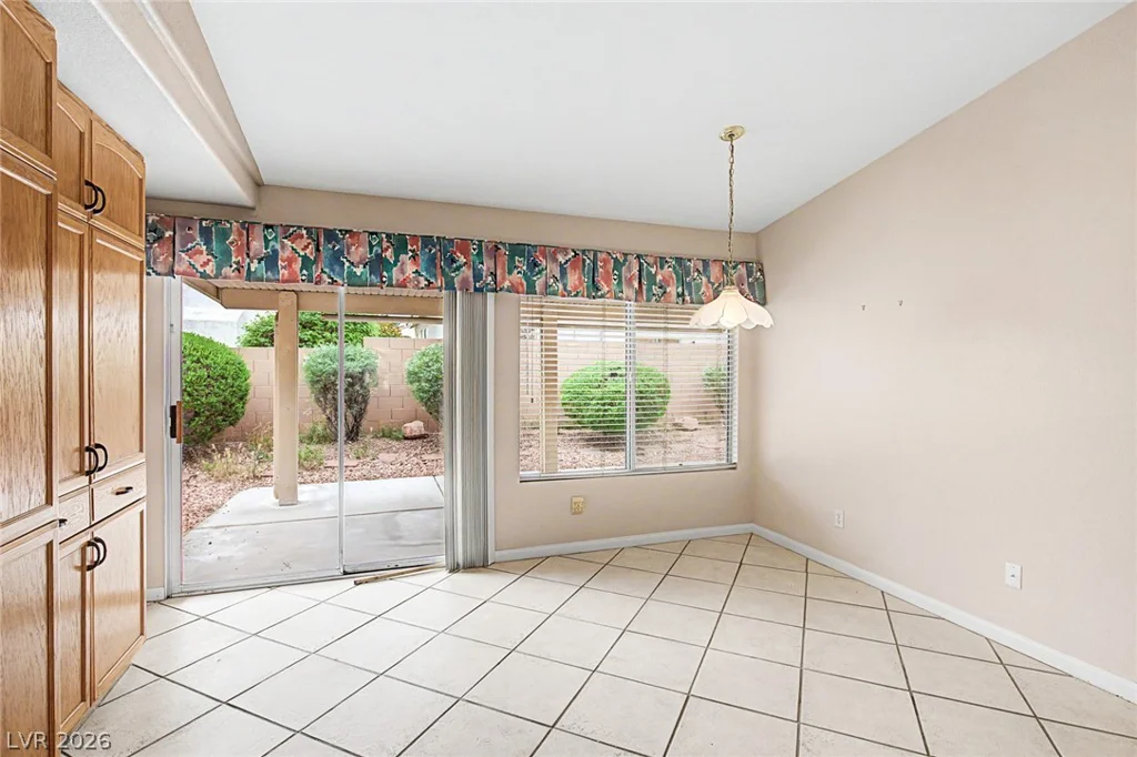 8713 Blazing Saddle, Las Vegas, NV 89129