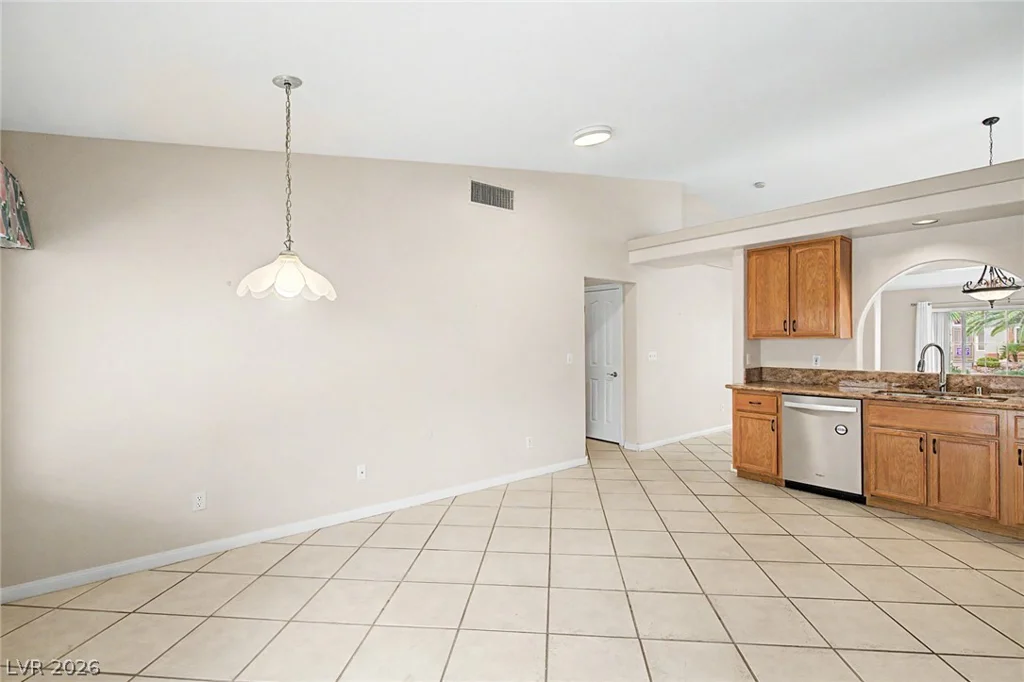8713 Blazing Saddle, Las Vegas, NV 89129