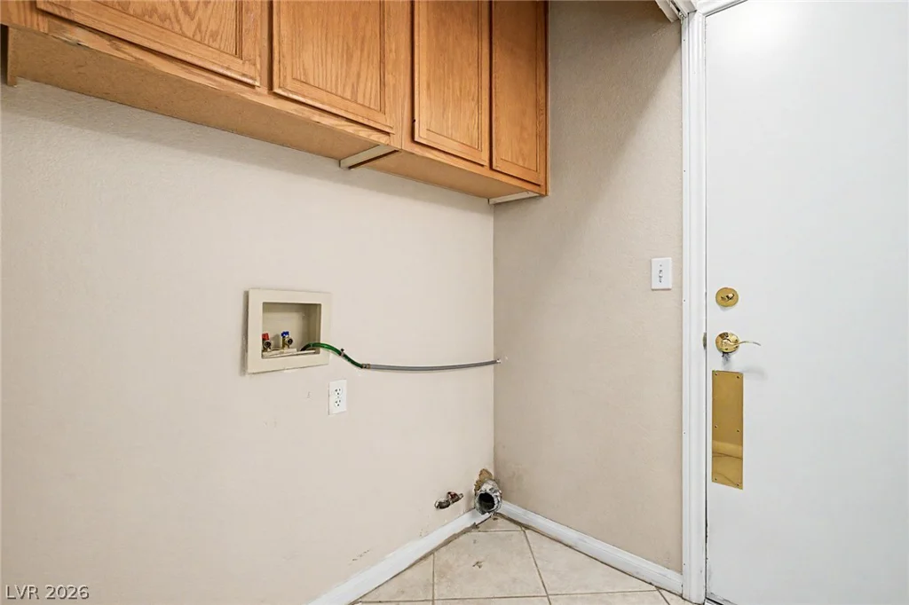 8713 Blazing Saddle, Las Vegas, NV 89129