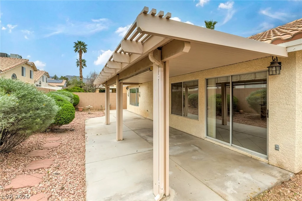 8713 Blazing Saddle, Las Vegas, NV 89129