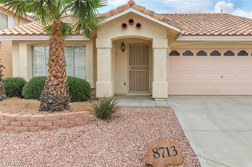 8713 Blazing Saddle, Las Vegas, NV 89129