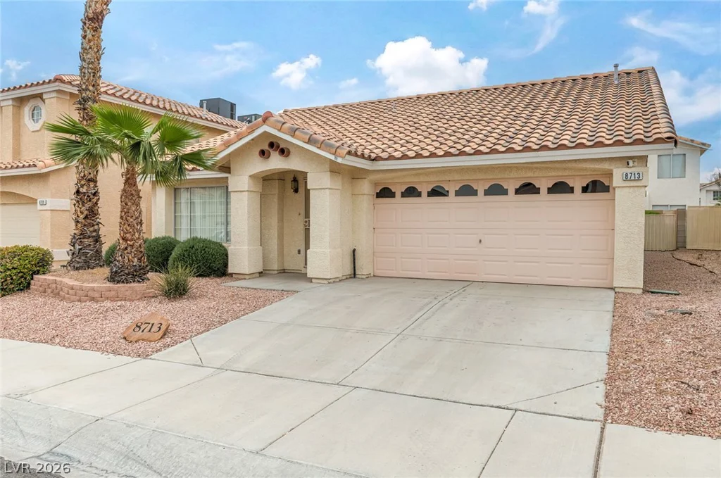 8713 Blazing Saddle, Las Vegas, NV 89129