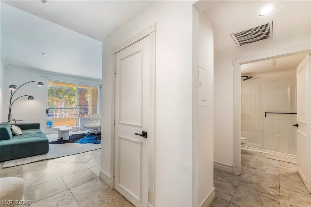 260 Flamingo, Las Vegas, NV 89169