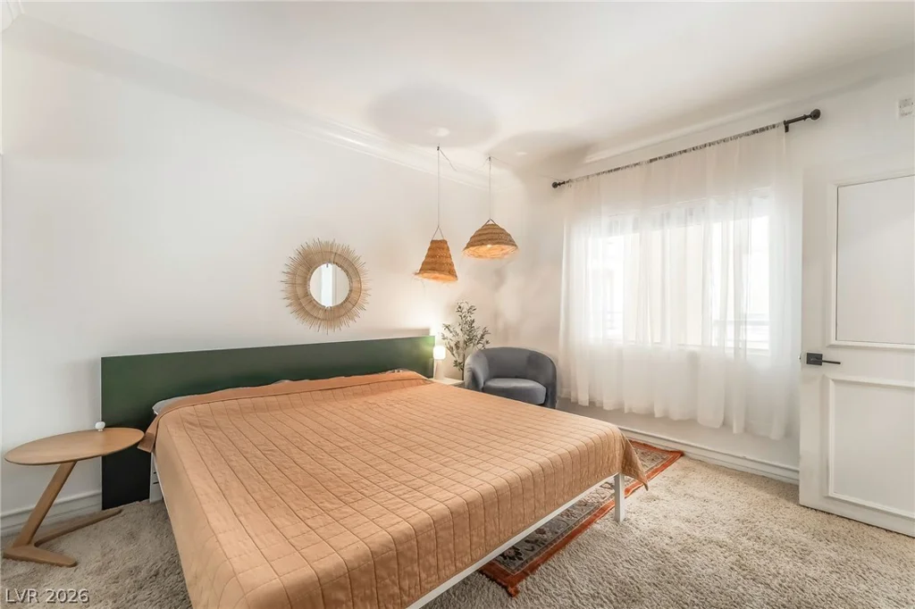 260 Flamingo, Las Vegas, NV 89169