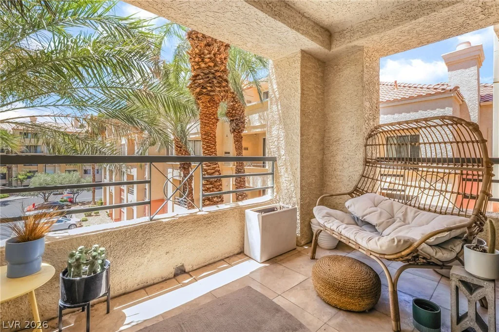 260 Flamingo, Las Vegas, NV 89169