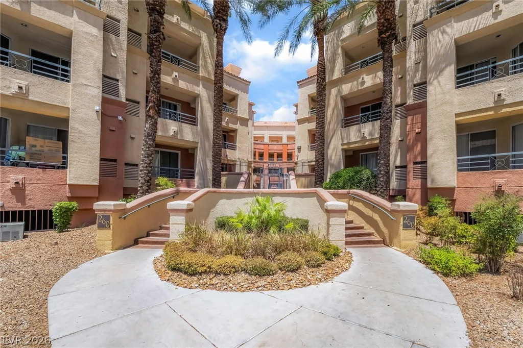 260 Flamingo, Las Vegas, NV 89169