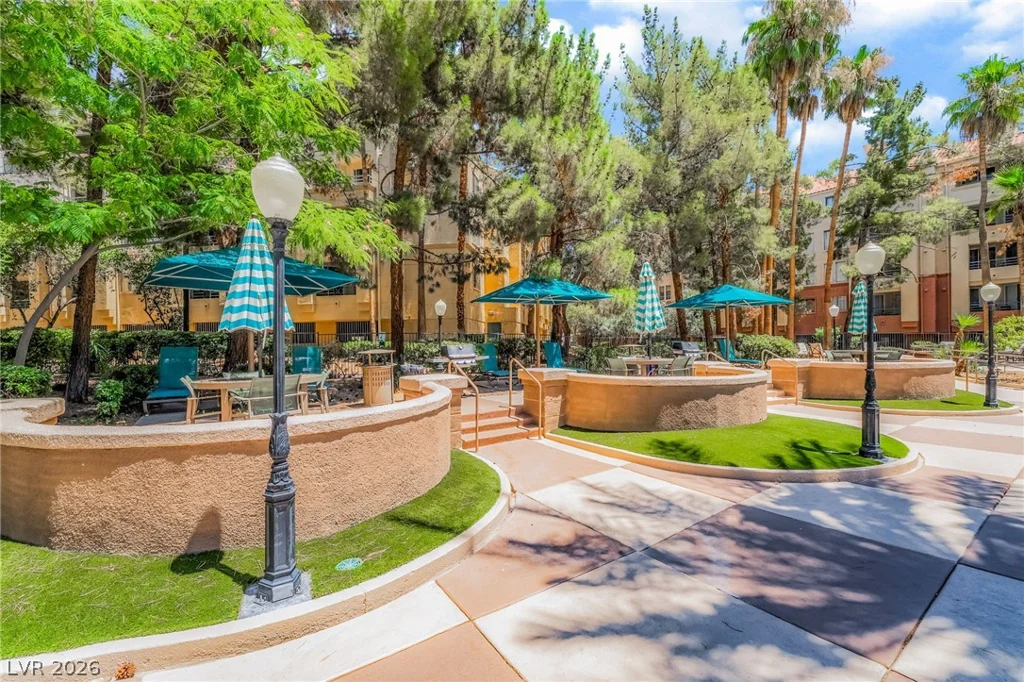 260 Flamingo, Las Vegas, NV 89169