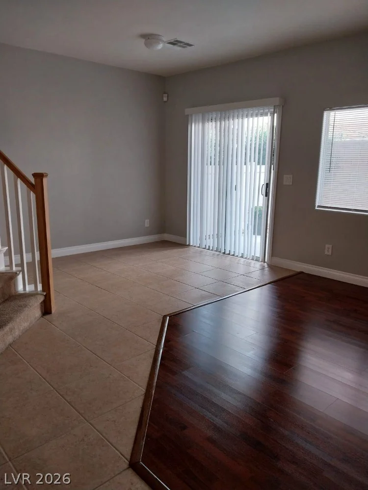 8664 Traveling Breeze, Las Vegas, NV 89178