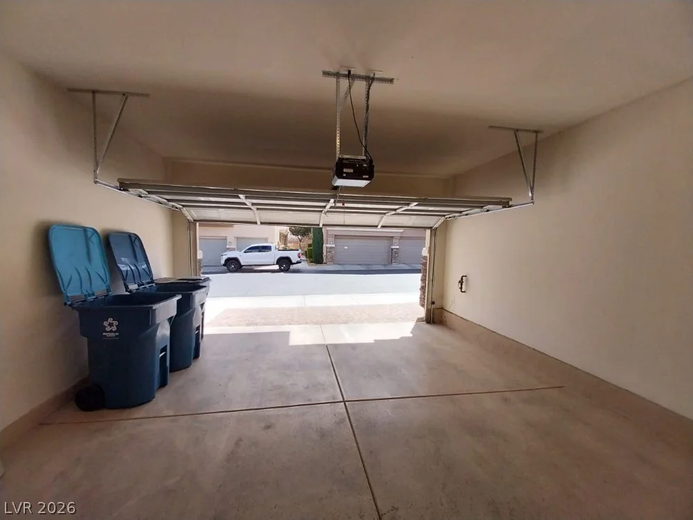 8664 Traveling Breeze, Las Vegas, NV 89178