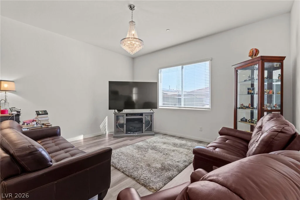 335 Silva, Henderson, NV 89011