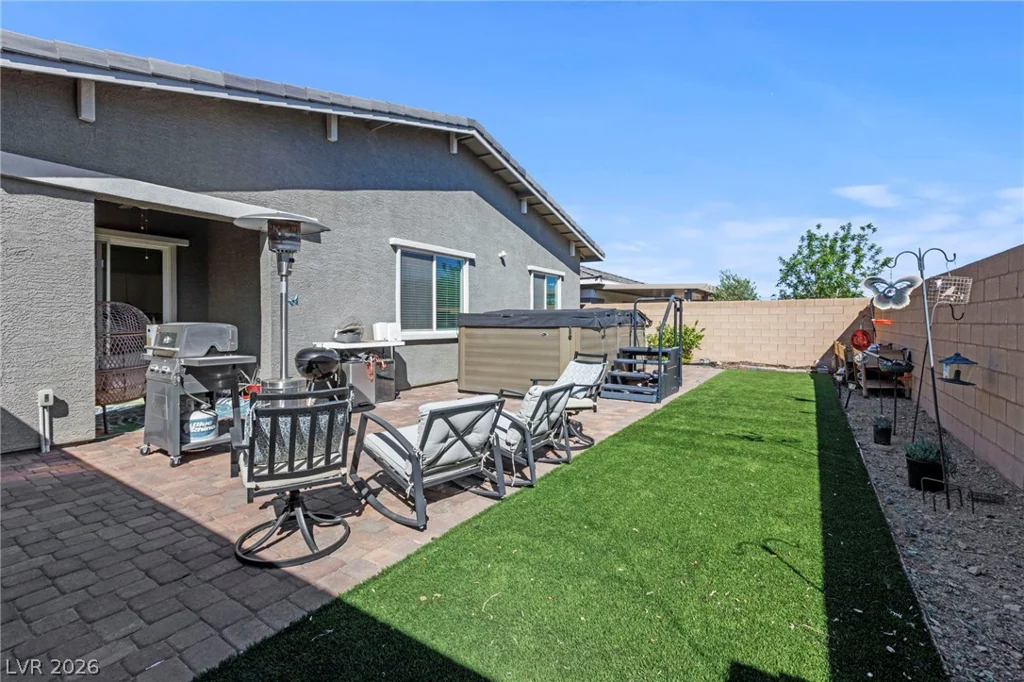 335 Silva, Henderson, NV 89011