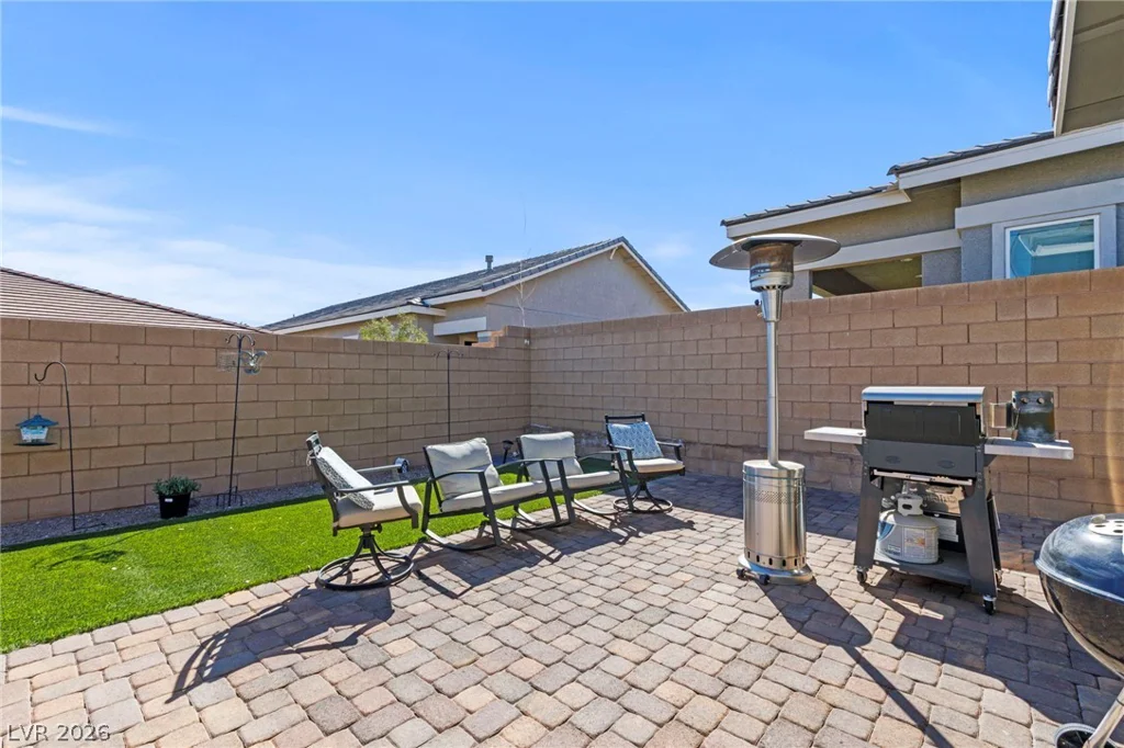 335 Silva, Henderson, NV 89011