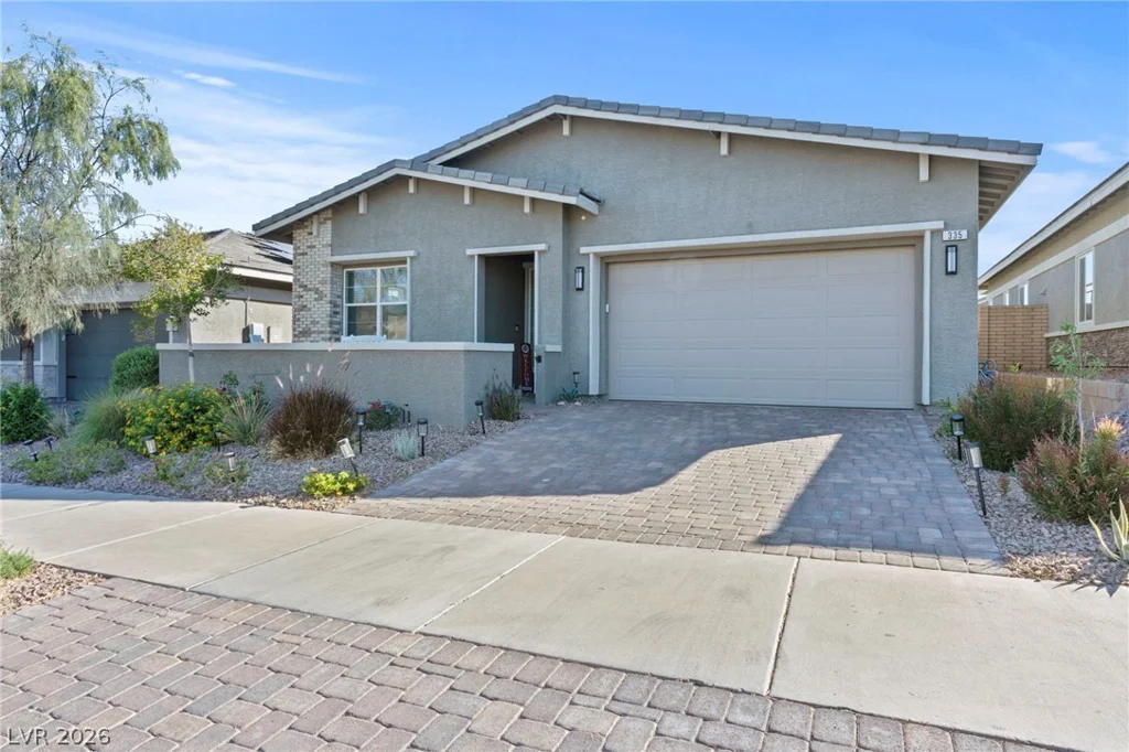 335 Silva, Henderson, NV 89011