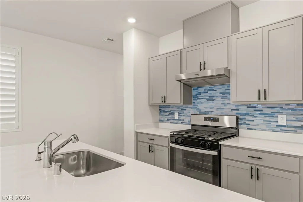 10193 Chockstone, Las Vegas, NV 89166