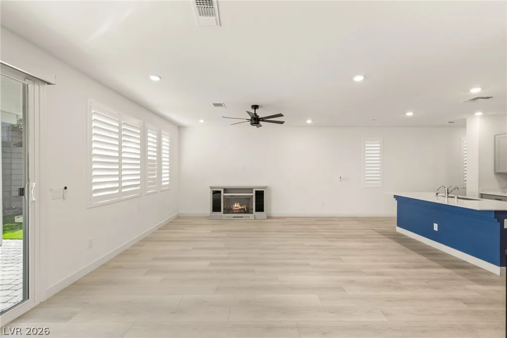 10193 Chockstone, Las Vegas, NV 89166