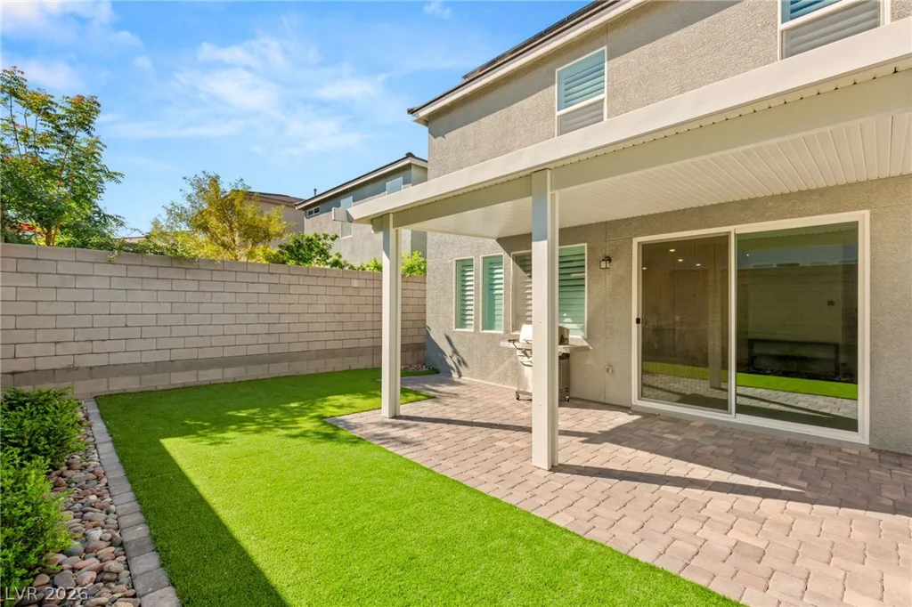10193 Chockstone, Las Vegas, NV 89166