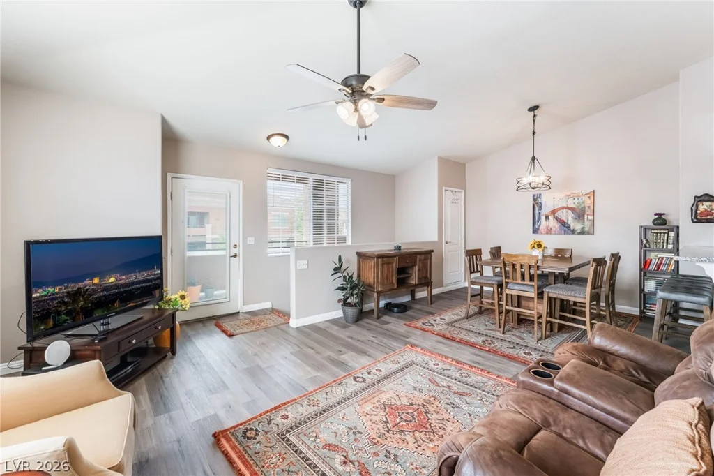 1508 Blackcombe, Las Vegas, NV 89128