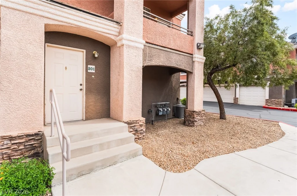 1508 Blackcombe, Las Vegas, NV 89128