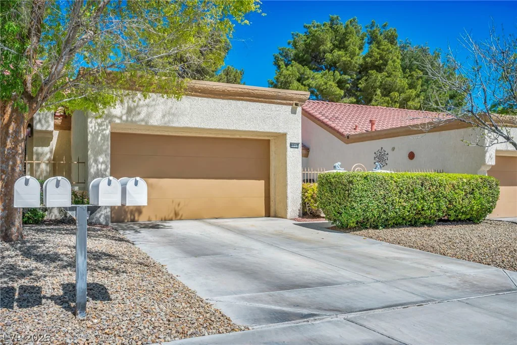 8912 Evening Star, Las Vegas, NV 89134