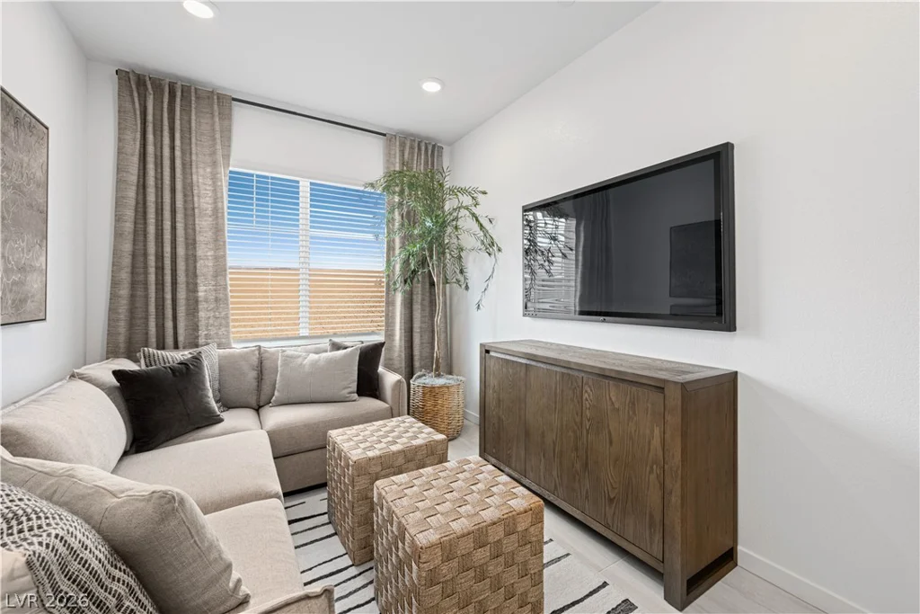 140 Harper Crest, Henderson, NV 89011