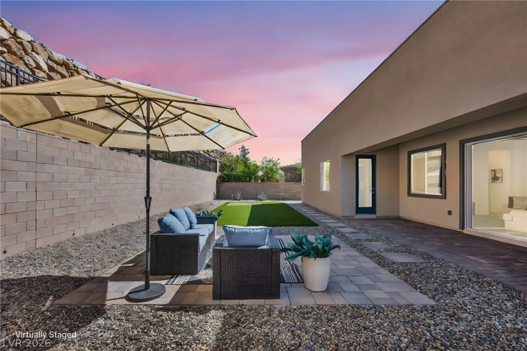 64 Reverie Heights, Henderson, NV 89011