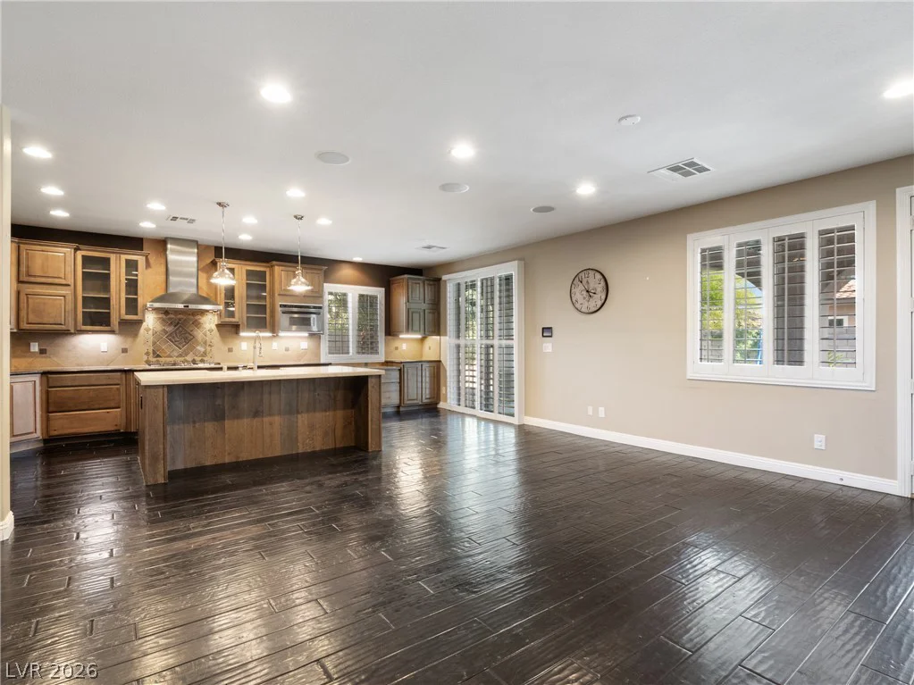 12113 El Portico, Las Vegas, NV 89138