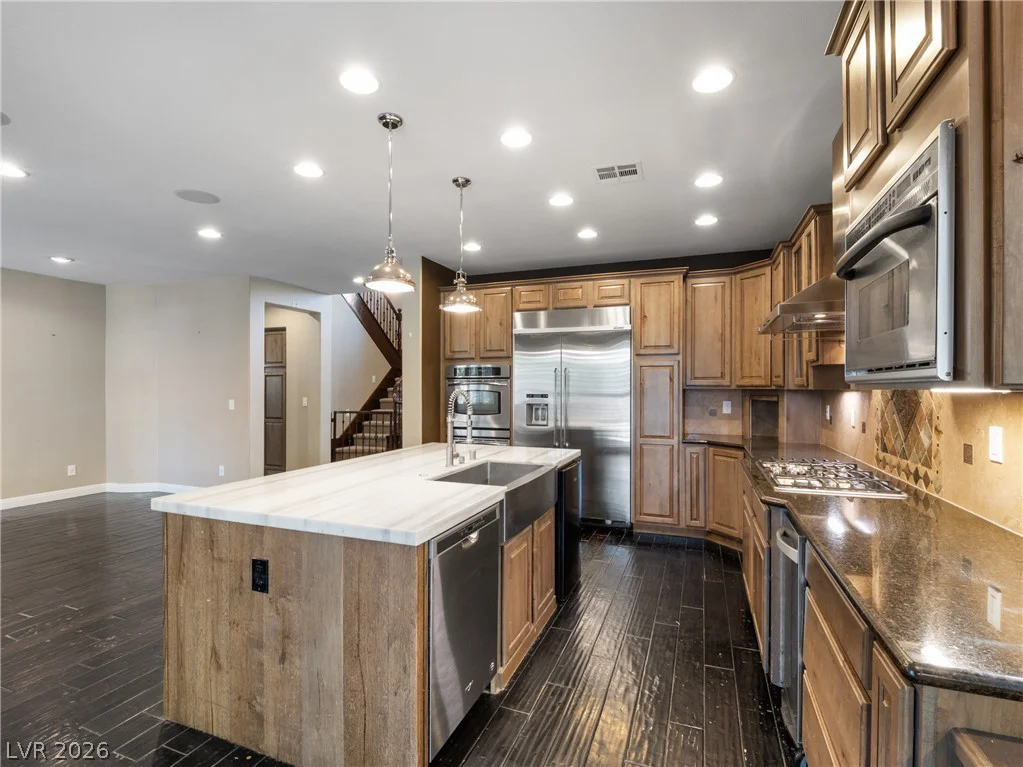 12113 El Portico, Las Vegas, NV 89138