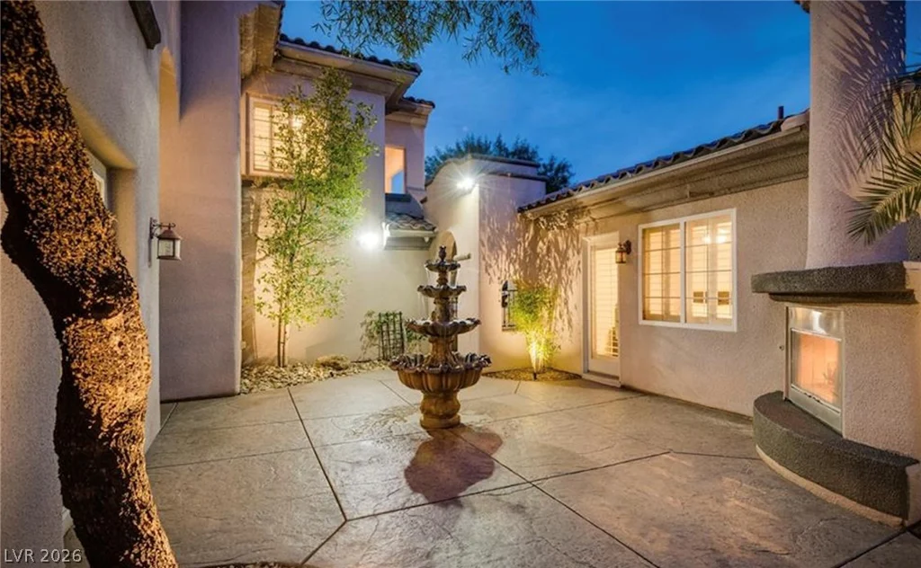 12113 El Portico, Las Vegas, NV 89138