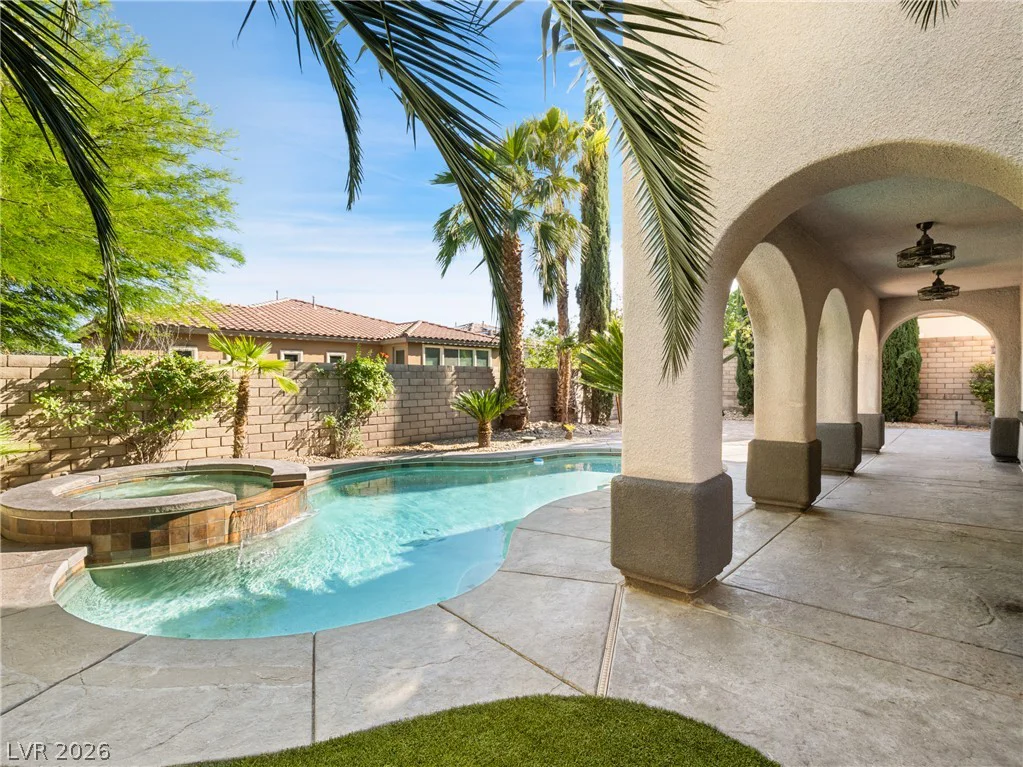 12113 El Portico, Las Vegas, NV 89138