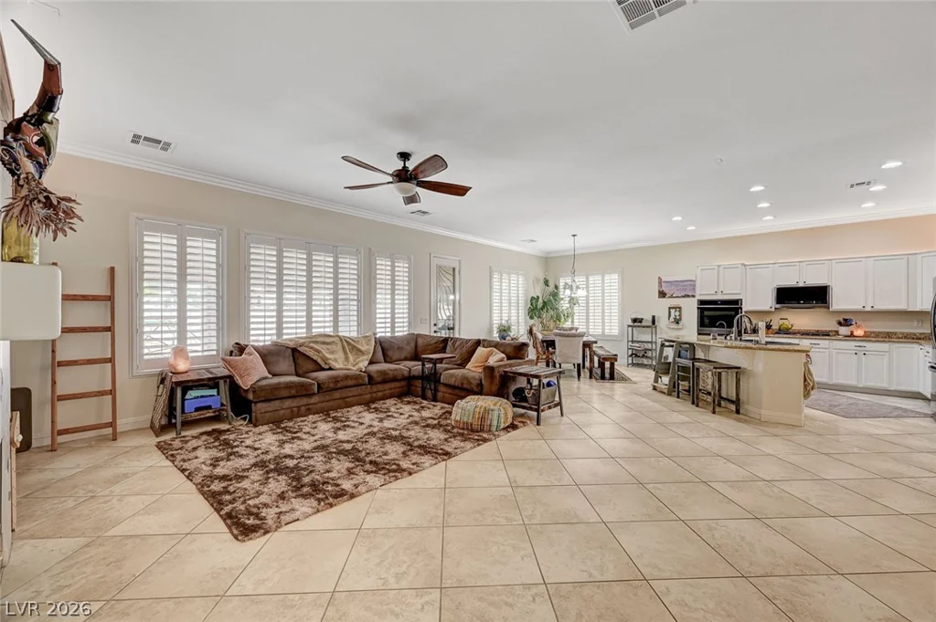 7030 Painted Paradise, Las Vegas, NV 89131