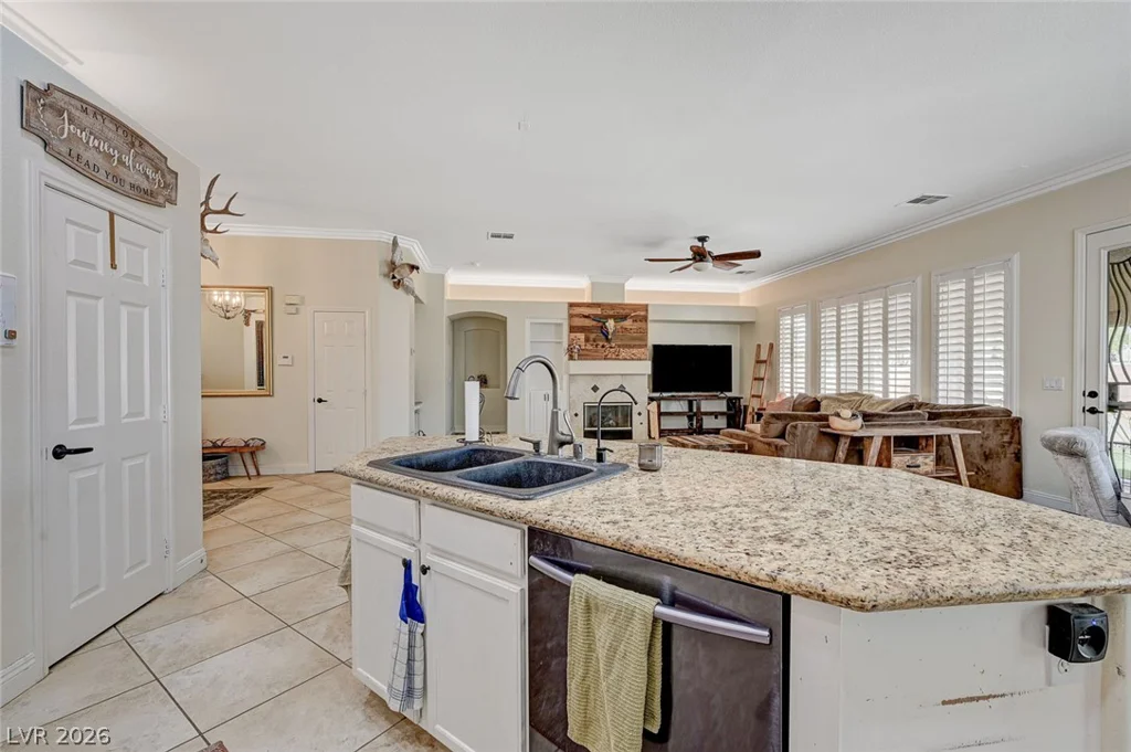 7030 Painted Paradise, Las Vegas, NV 89131