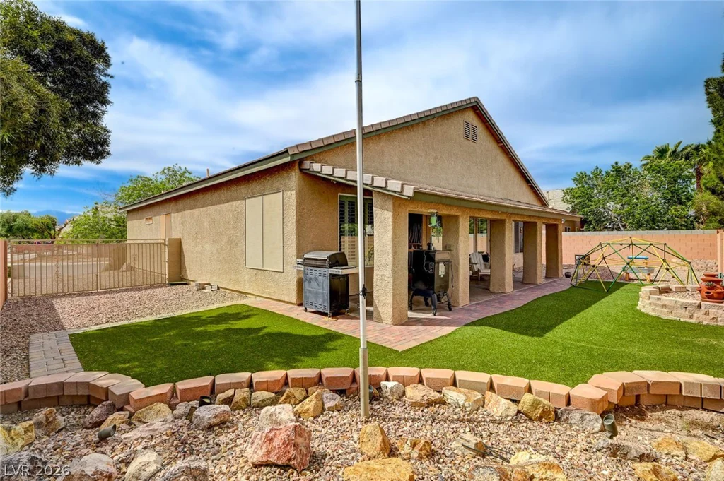 7030 Painted Paradise, Las Vegas, NV 89131