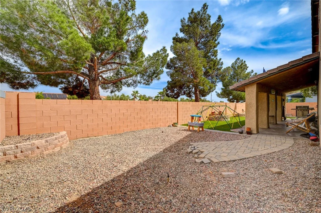 7030 Painted Paradise, Las Vegas, NV 89131