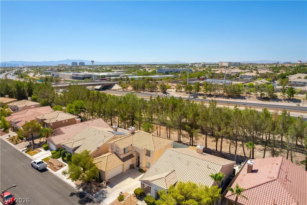 10105 Snow Crest, Las Vegas, NV 89134
