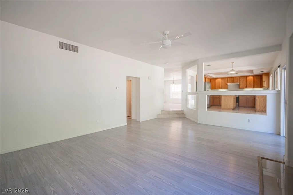 8512 Copper Ridge, Las Vegas, NV 89129