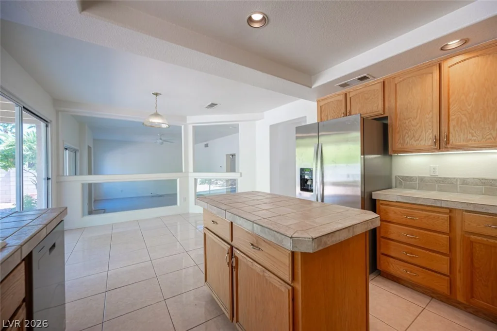 8512 Copper Ridge, Las Vegas, NV 89129