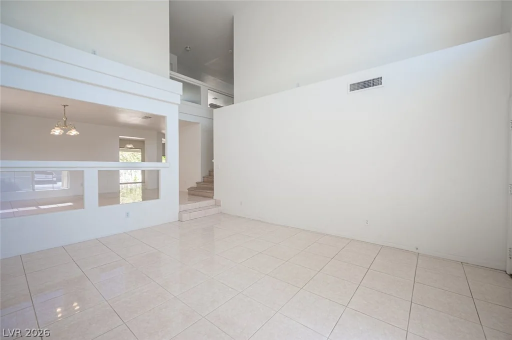 8512 Copper Ridge, Las Vegas, NV 89129