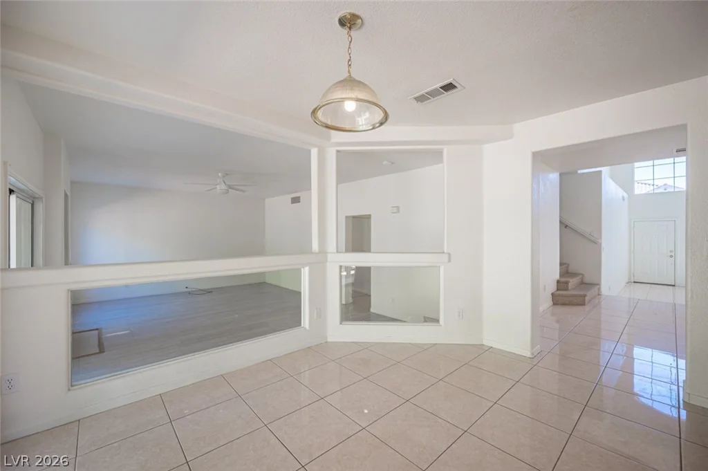 8512 Copper Ridge, Las Vegas, NV 89129
